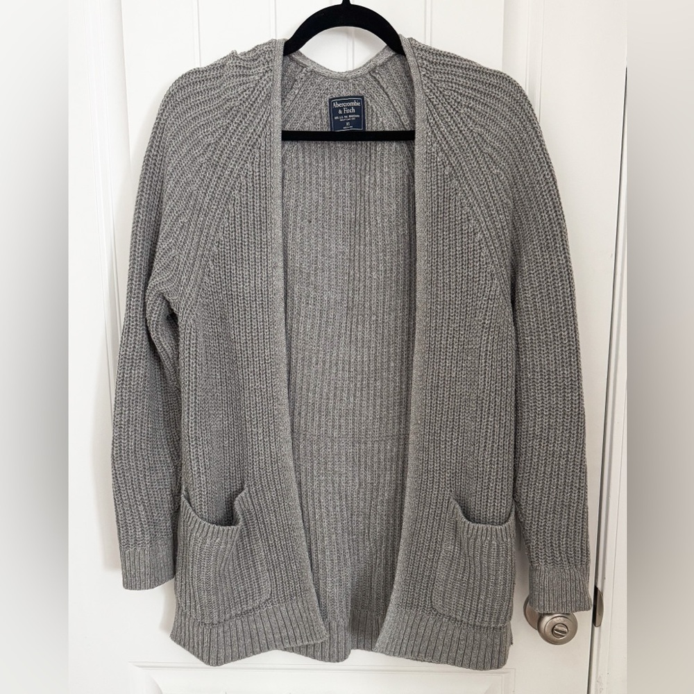 Abercrombie & Fitch Gray Open-Front Cardigan